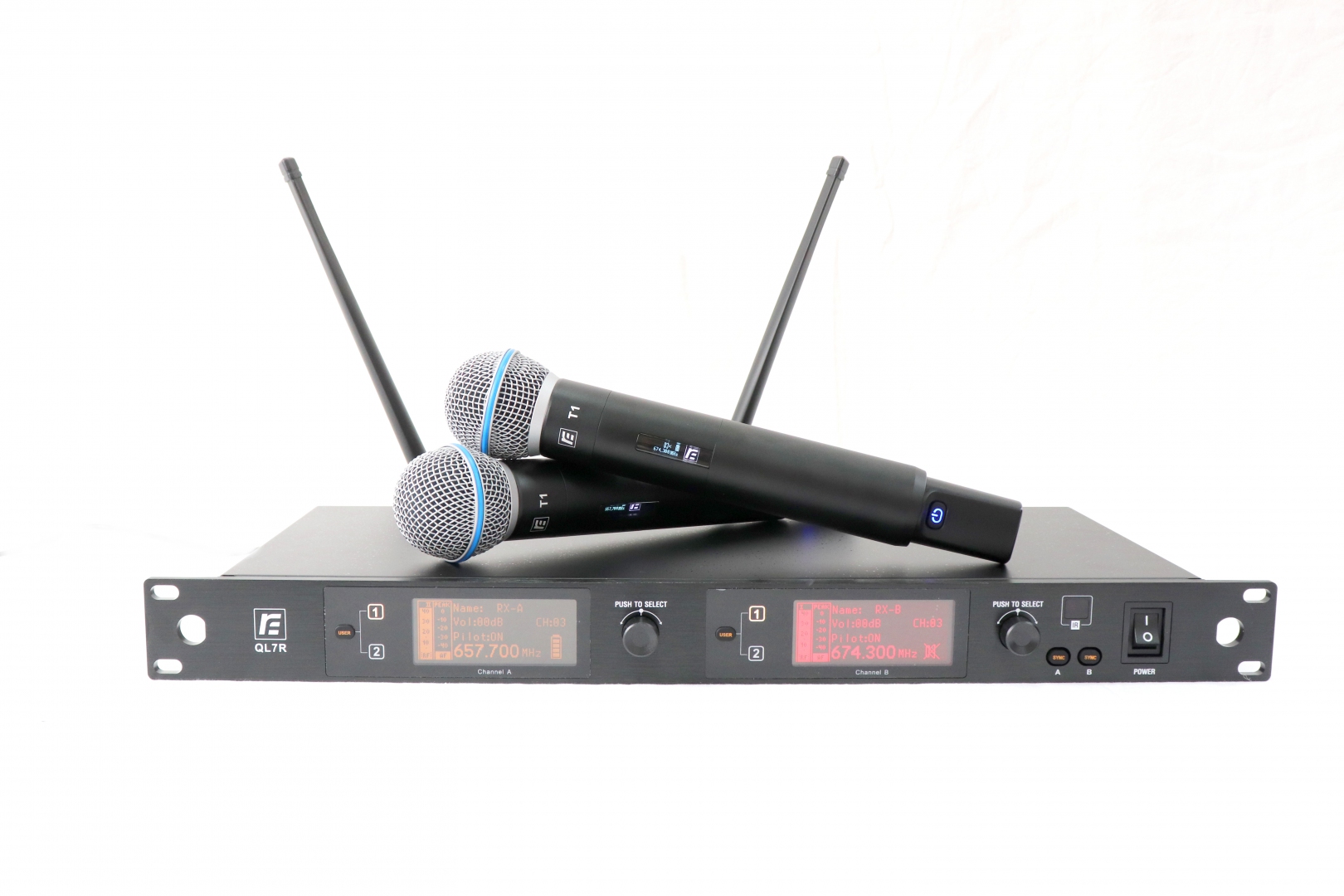 RFIntell QL7R/T1-A 651,800-683,400 МГц 2-канальная радиосистема с 2-мя ручными микрофонами в Усть-Ордынском